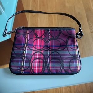 Brand New Beautiful Coach Signature Wristlet